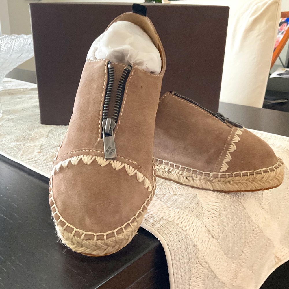 Taupe suede espadrilles.